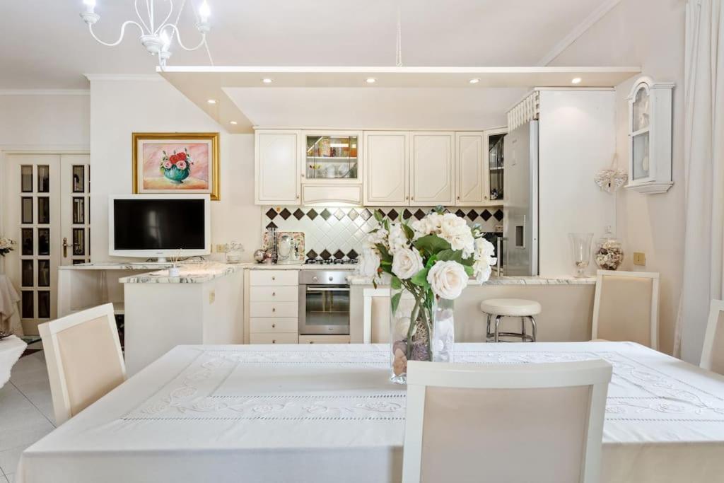 Elegant Historic House -10 Min To The Center - * Olbia